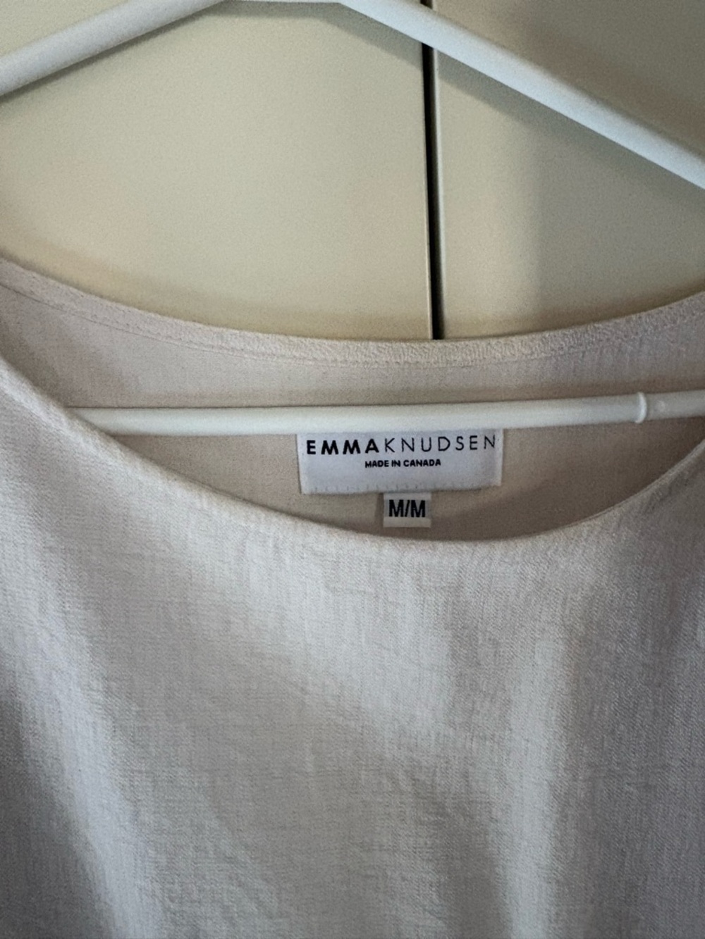 Relaxed White Ruffle-Hem Midi Dress - Picture 3 of 3